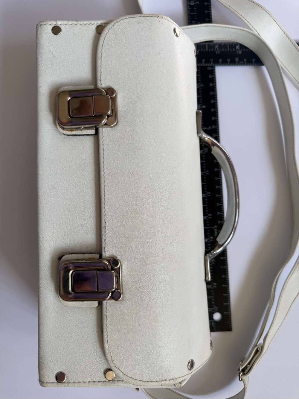 Barghazh Vinyl Train Case Handbag - Picture 8 of 8